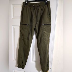Olive green pants medium